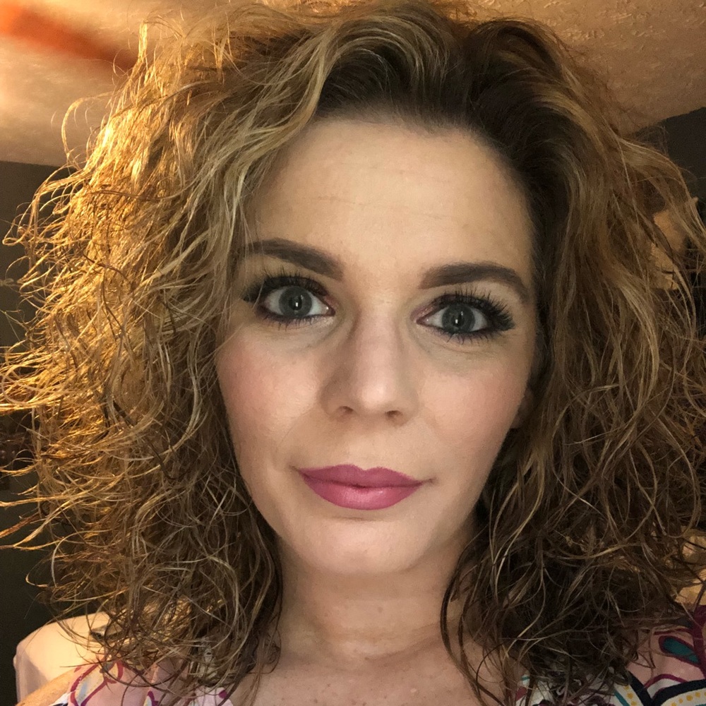 Meet your Posher, Christy